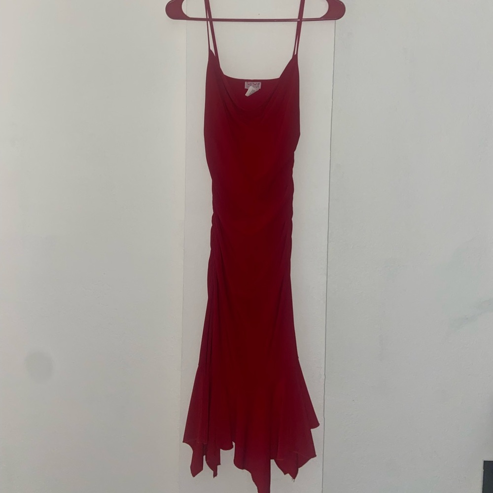 Red fitting dress